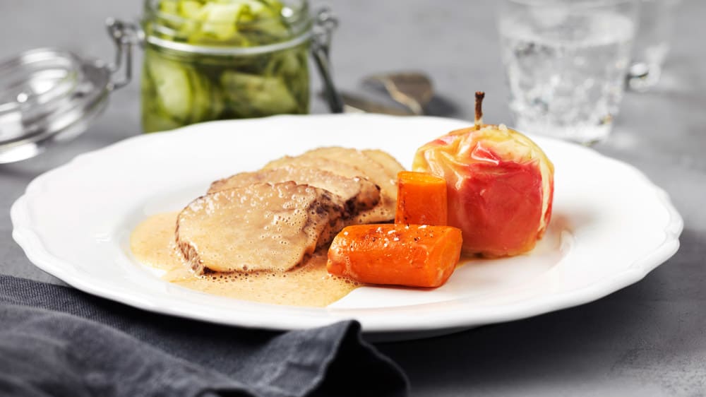 Äppelbräserad kalvstek med cidergräddsås