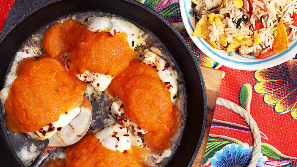 Fiskfiléer med papayasås och jalapeñoris