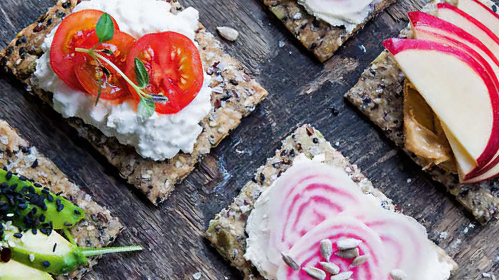 Fröknäcke med majs och vetemjöl