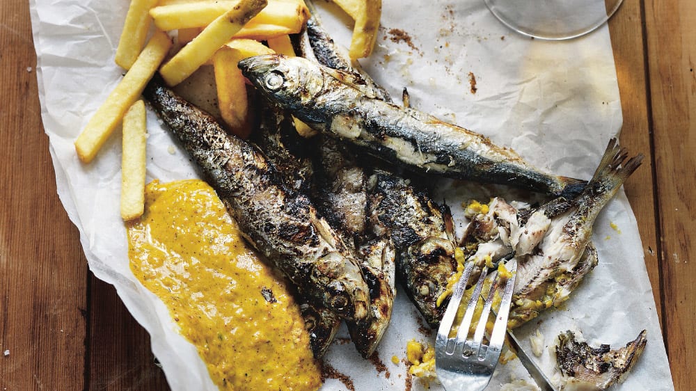 Grillad sotare med curryremoulad