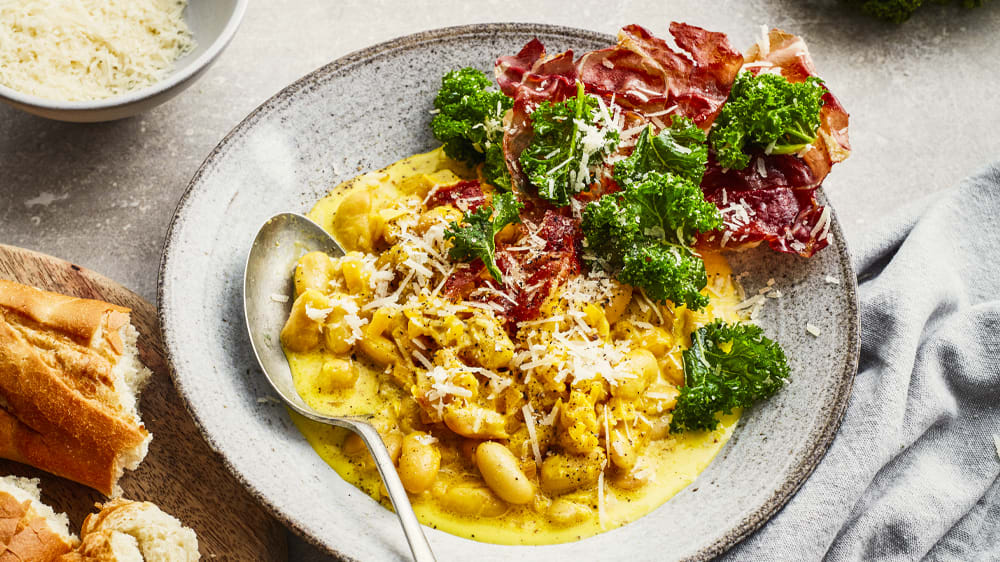 Bönotto med grönkål och prosciutto