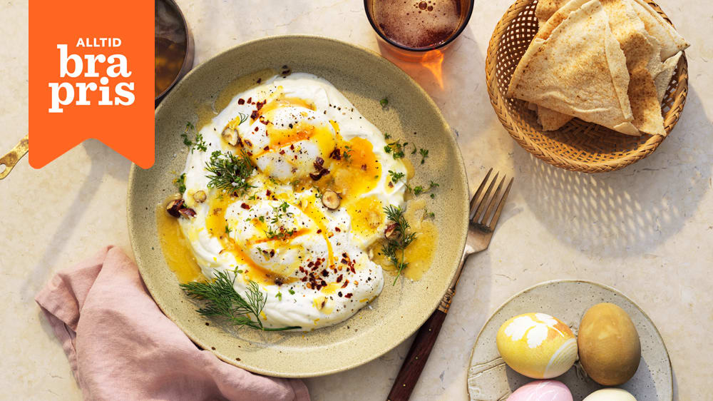 Cilbir – turkiska pocherade ägg med vitlöksyoghurt och brynt hasselnötssmör