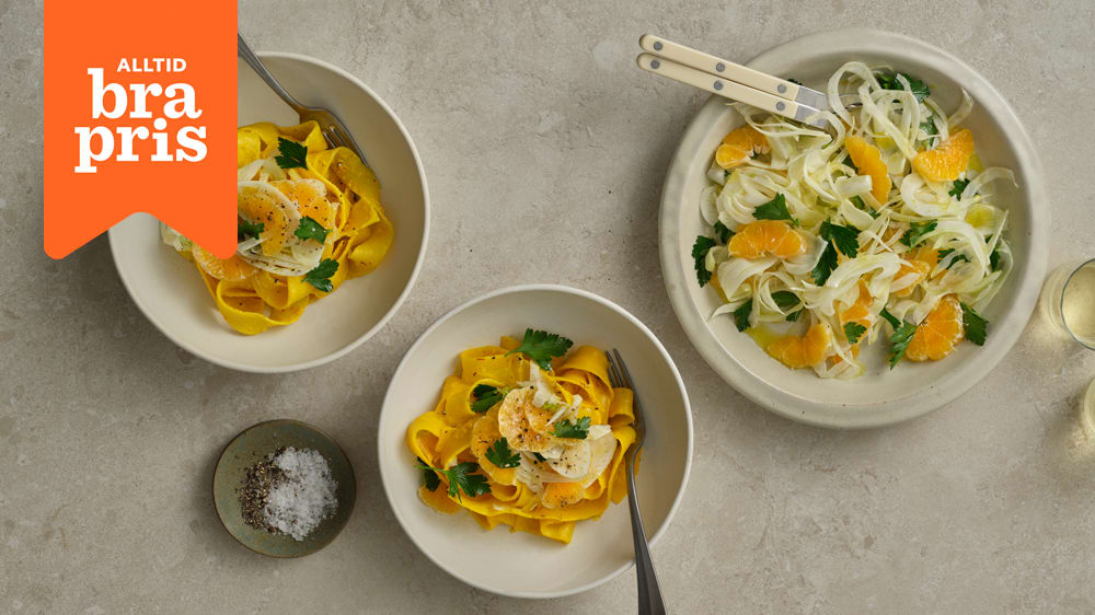 Saffranspasta med clementin- och fänkålssallad