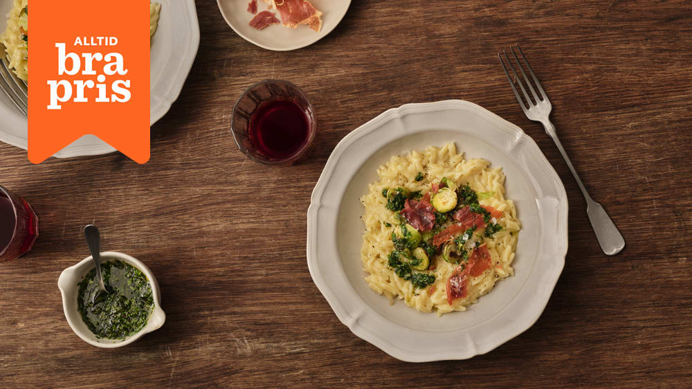 Risoni med rostad brysselkål och prosciutto