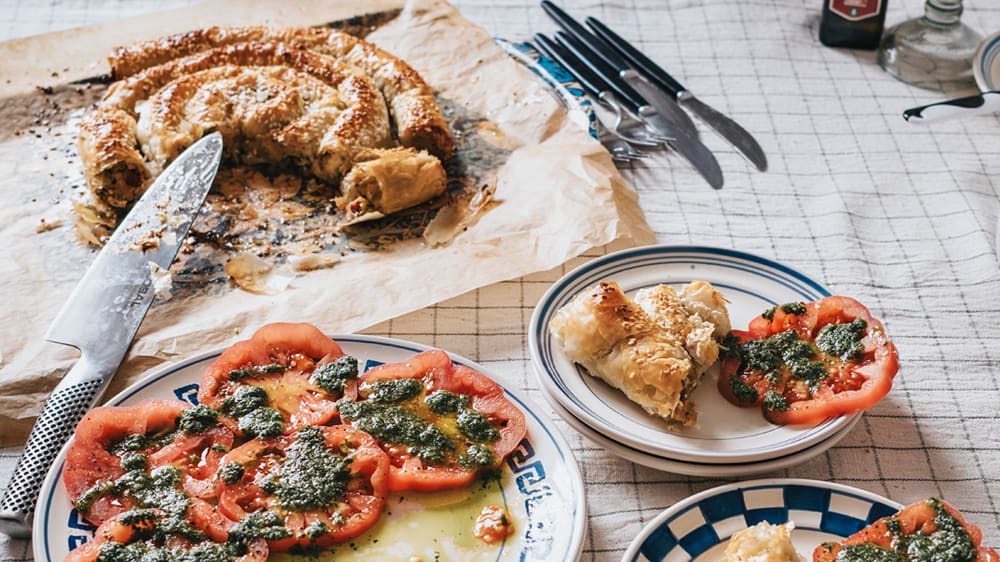 Börek med kronärtskocka, soltorkade tomater, fetaost & spenat 