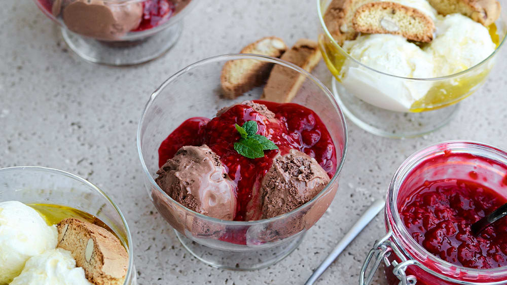 Enkel glassdessert med vegansk glass