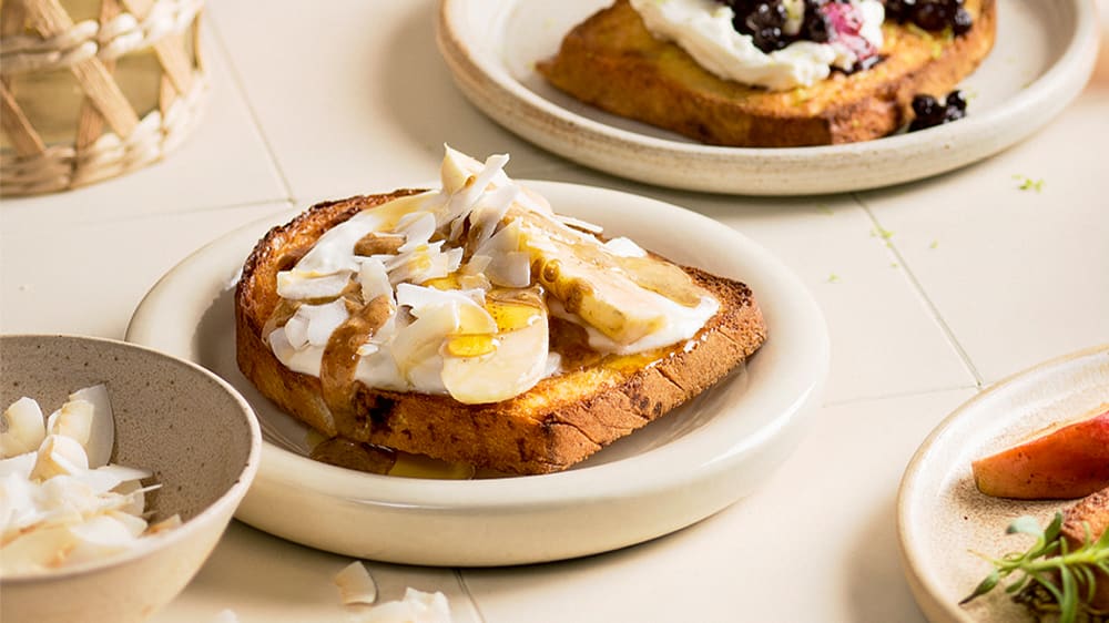 Fattiga riddare med kokosyoghurt och banan