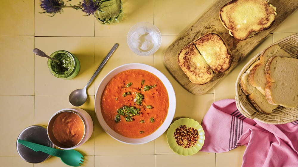 Tomatsoppa med grilled cheese