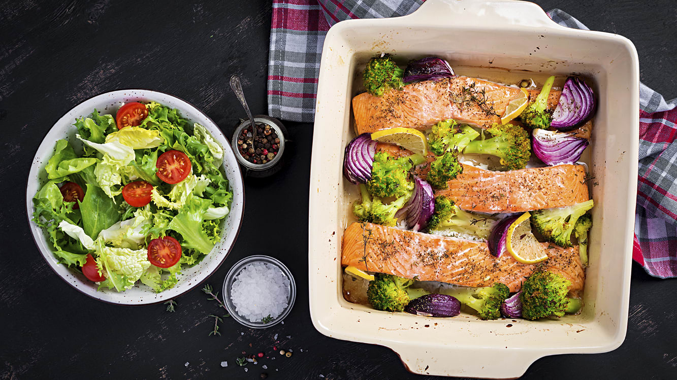 Allt-på-en-plåt: Ugnsstekt lax