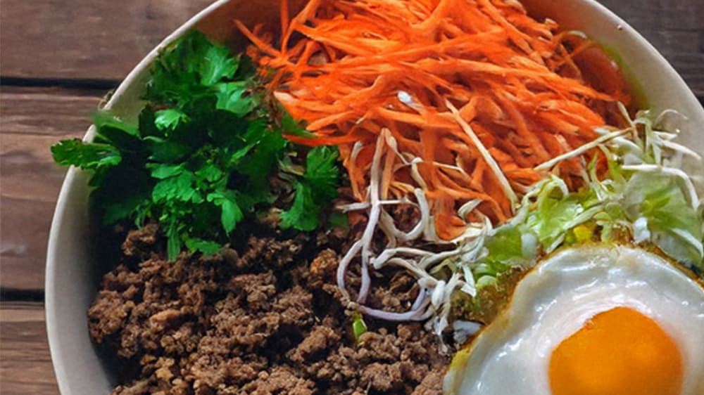 Tre rätter – samma ingredienser: Krispig nötfärssallad