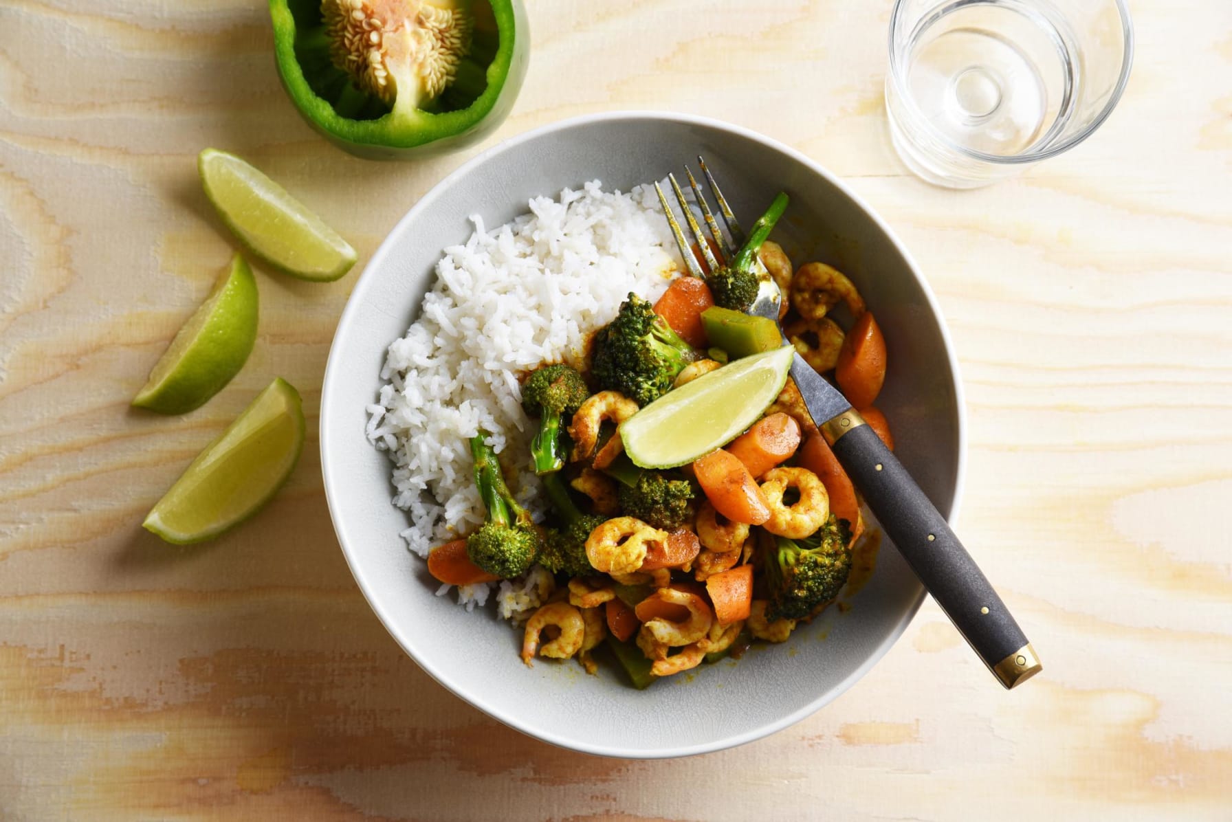 Räkor i tikka masalasås och ris