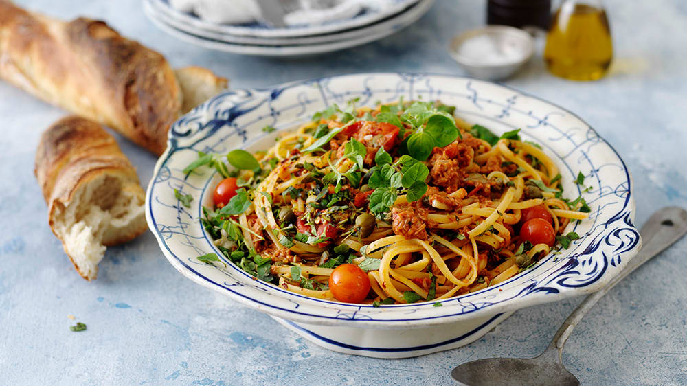 Tonfisksås med pasta Linguine