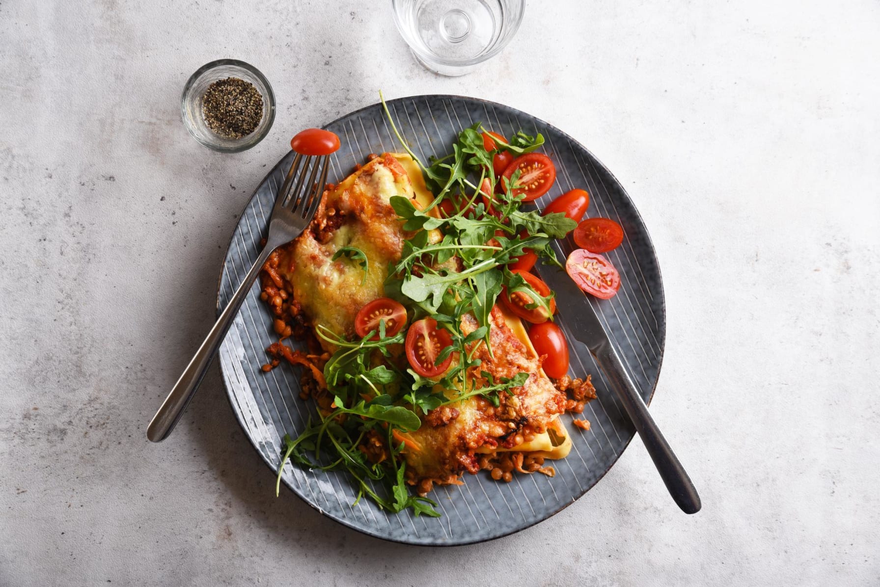 Cannelloni med röda linser och babyspenat