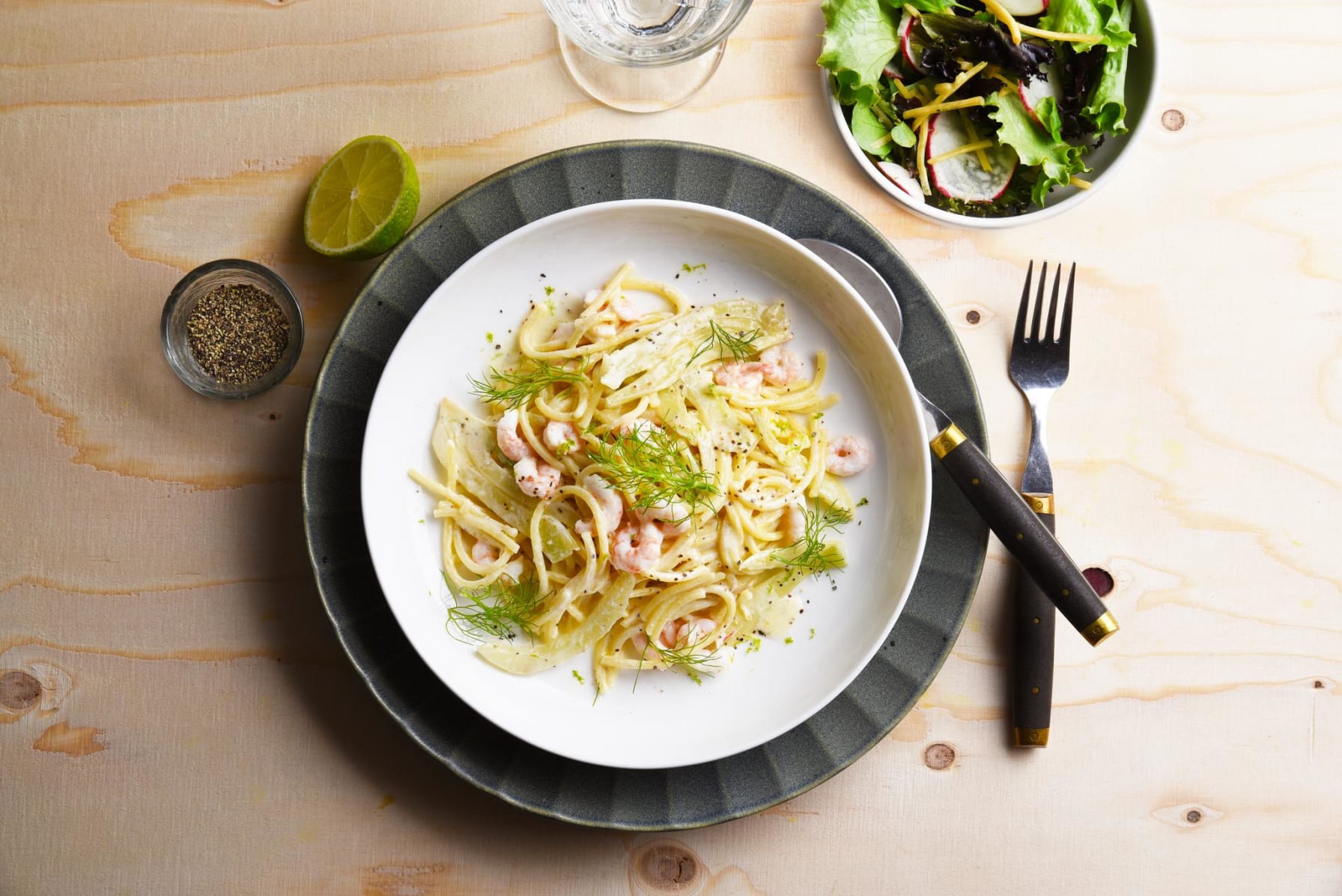 Krämig räkpasta med smak av lime