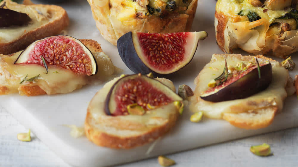 Crostini med fikon & taleggio