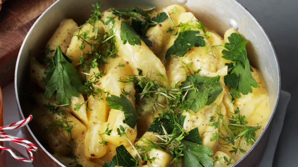 Gräddkokta svartrötter med senap och örter