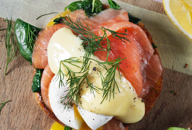 Ägg Florentine med lax och hollandaisesås
