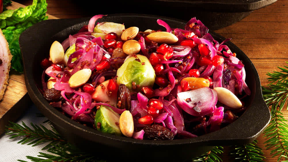 Rödkålssallad med balsamico & granatäpple