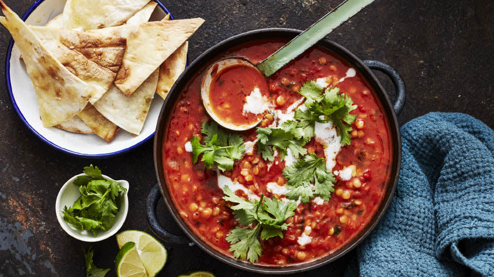 Linssoppa med ingefära och kokosmjölk