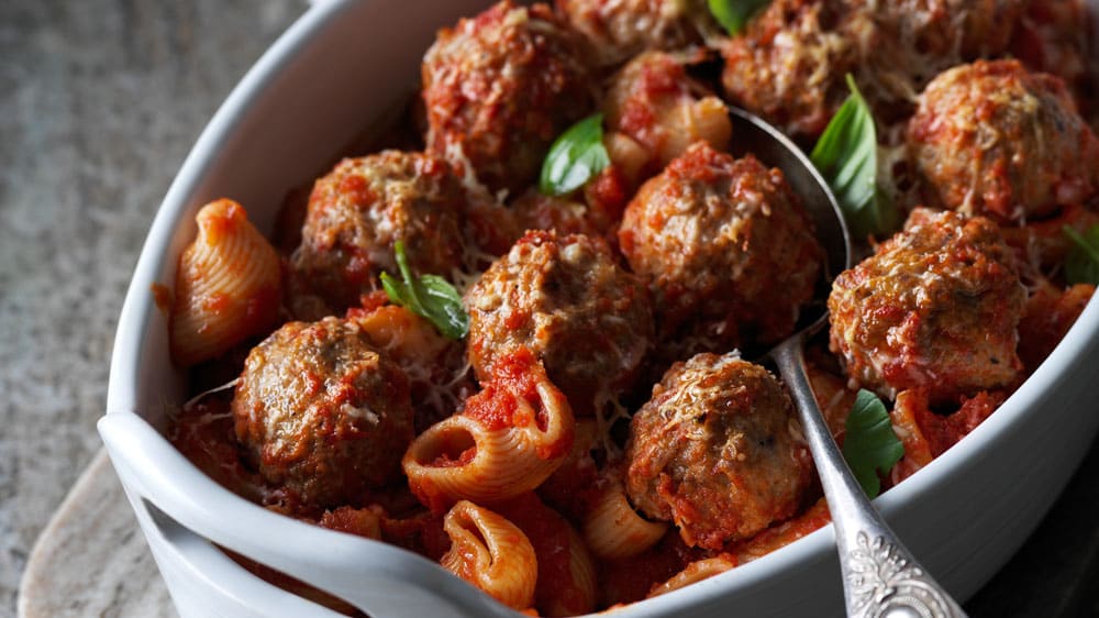 Pasta i ugn med lammfrikadeller