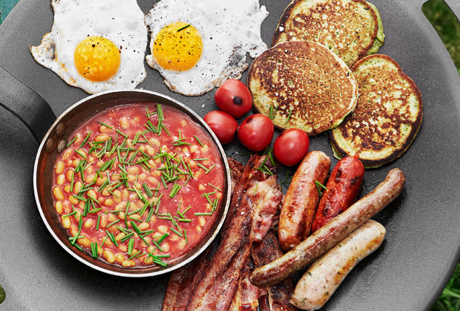 Cowboyfrukost med amerikanska pannkakor