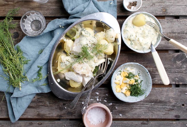 Fiskfilé med ägg- och dillsås