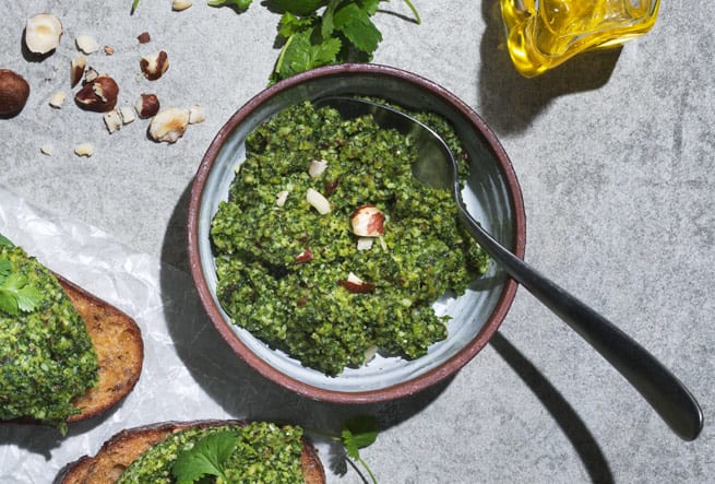 Korianderröra med hasselnötter