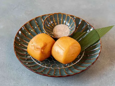 中華　揚げミルクパン シナモンの香り（2個）