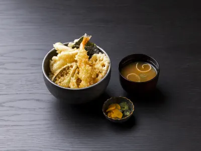 海老の旬菜天丼膳