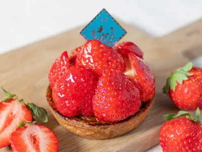 福岡県産　あまおうのタルト