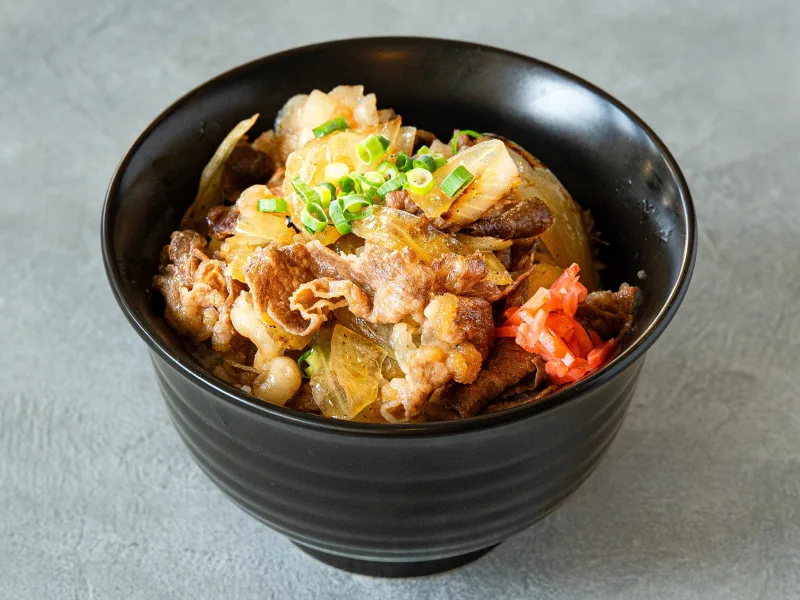 伊江島黒毛和牛リブロース牛丼【1日限定20食※売り切れ次第終了】