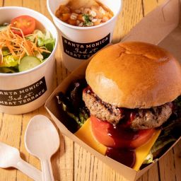 横浜fc New Port ニューポート デリバリープラットフォーム