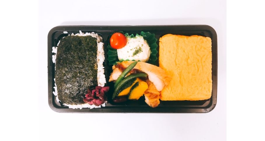 オムライス屋さんのだし巻き玉子＆チキンソテー弁当＜海苔弁＞