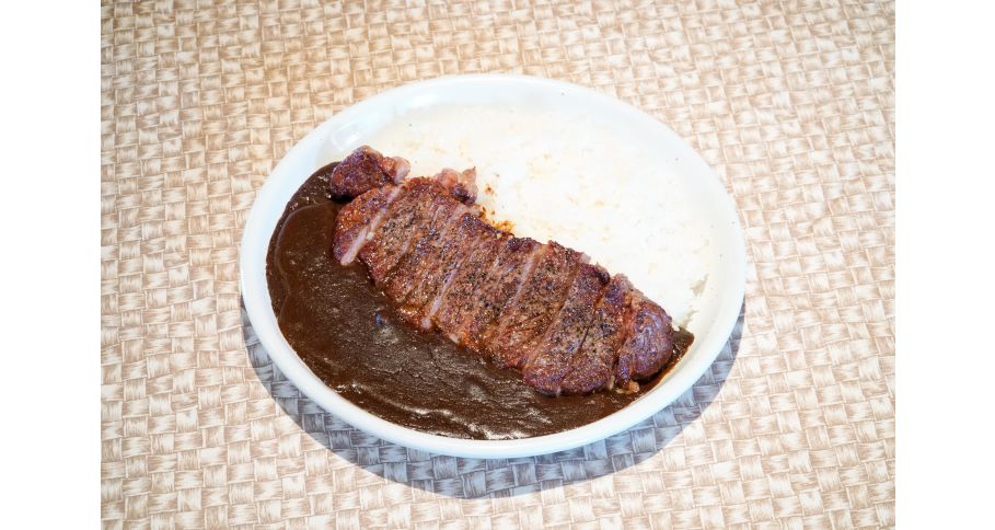 ビーフステーキカレー