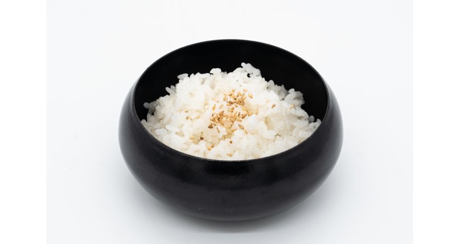 ご飯 (180g)