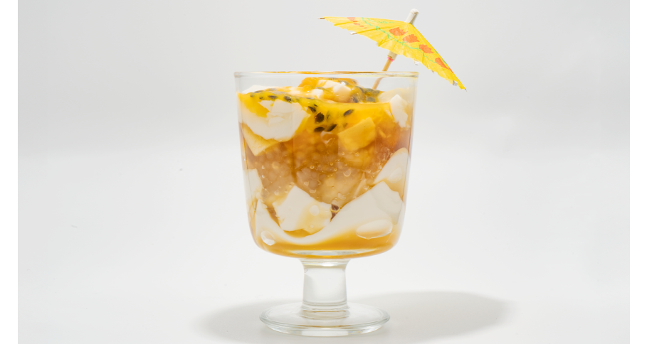 ベトナムぜんざい「パッション杏仁チェー」