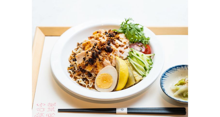 【数量限定】よだれ鶏と自家製ラー油の冷やし中華麺　ミニルーロー飯セット