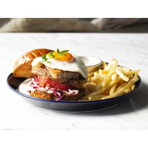 一時休止中】cafe&dining blue | NEW PORT | ニューポート | クラウド