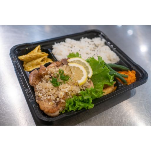鶏ソテー葱塩レモン弁当-1