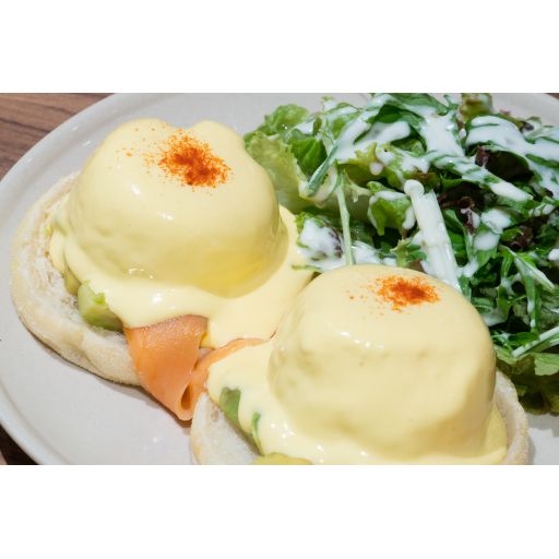 スモークサーモンベネディクト-1