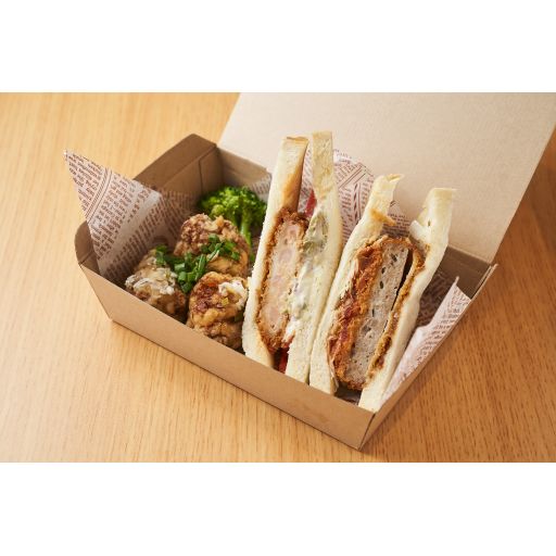 選べるサンドイッチ2個と唐揚げ3個セット-0