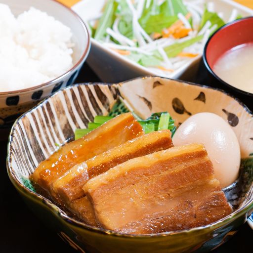 るんごホール 角煮定食 New Port ニューポート デリバリープラットフォーム