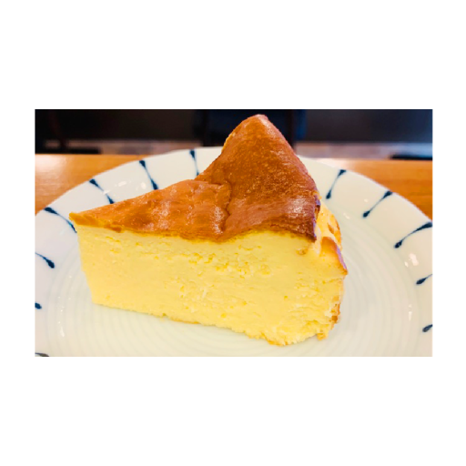 手造りケーキ　バスクチーズケーキ-0