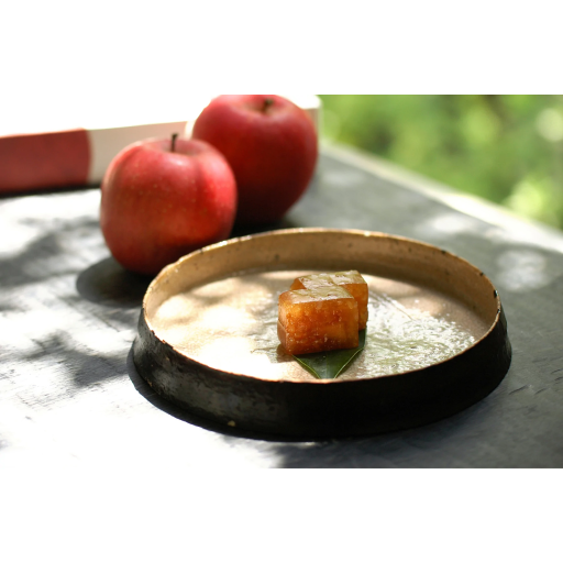 林檎とニッキの道明寺羹-2