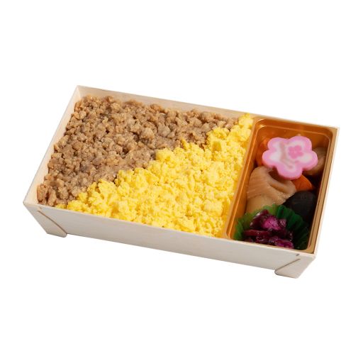 九州産華味鳥そぼろ弁当-0