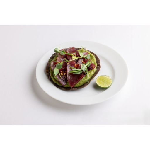 魚とアボカドクリーム、コーンクラッカー - トスターダ・デ・ペスカド -0