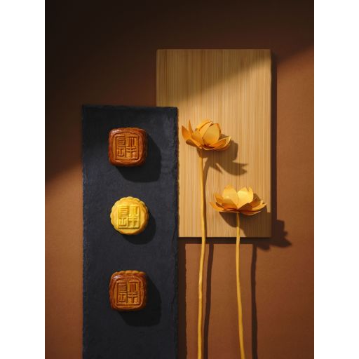 ザ・ペニンシュラ ブティック＆カフェ | ミニ月餅（エッグカスタード