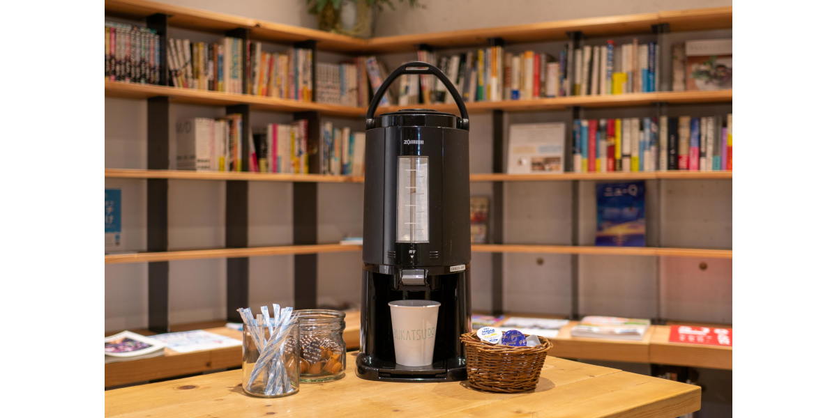 ステンレス コーヒーポット オリジナルボックス付き 色で選ぶ :: ヴィンテージ(シルバー) :: カフェポット 350ml