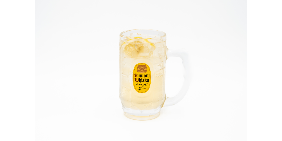 中華可菜点心 | ジョッキの角ハイボール | NEW PORT | ニューポート