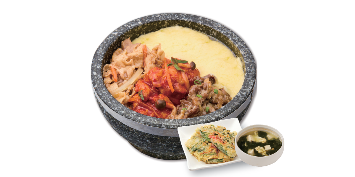 石焼ビビンバと木製トレイ4セット 韓美膳 mozoワンダーシティ店 | トリプルカルビ石焼ビビンバセット